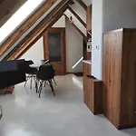 V Podkrovi Lägenhet Kremnica